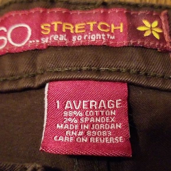 Sold in bundle! Bell bottoms/vintage style top - Picture 7 of 8